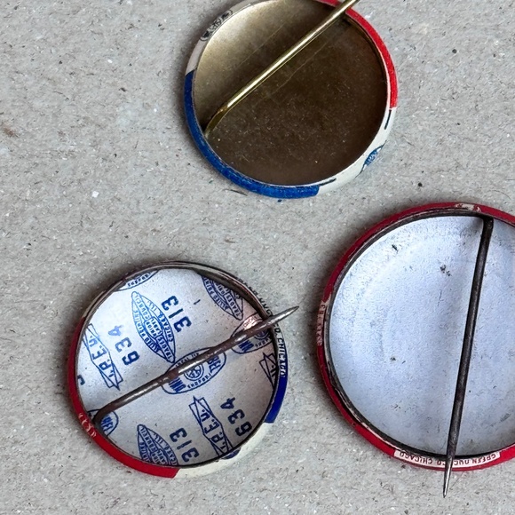 I Like Ike & Other Political Pinback Buttons Vintage - Picture 3 of 8